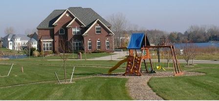 Custom built homes on all-sports Mickelson Lake